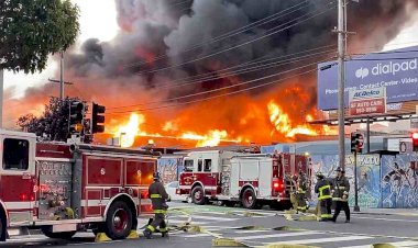 ជីវិតមនុស្សរាប់ពាន់នាក់កំពុងត្រូវបានគម្រាមកំហែង ដោយភ្លើងឆេះព្រៃនៅរដ្ឋកាលីហ្វ័រញ៉ា