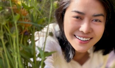 [មានវីដេអូខាងក្រោម] តារាទឹកភ្នែកកញ្ញានី មុន្នីនាថ លះបង់របស់ម្យ៉ាងដែលមនុស្សស្រីស្រឡាញ់ខ្លាំង ដើម្បីថតរឿងមួយនេះ