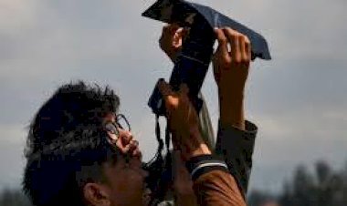 ពិតជារឿងចៃដន្យណាស់ ទិវាឪពុកឆ្នាំនេះចំថ្ងៃដែលកើតមានបាតុភូតសូរ្យគ្រាស