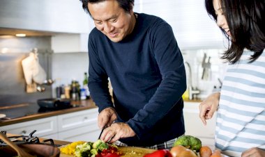 កុំតក់ស្លុតនឹង COVID-19 កំពុងរាតត្បាតខ្លាំងពេក! ការញ៉ាំអាហារទាំងនេះ ក៍អាចជួយពង្រឹងប្រព័ន្ធភាពស៊ាំបានដែរ