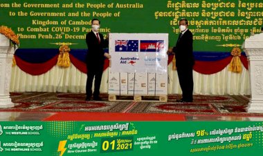សម្តេចតេជោ ហ៊ុន សែន អញ្ជើញទទួលវ៉ាក់សាំង Pfizer ជំនួយរបស់រដ្ឋាភិបាលអូស្រ្តាលីជាង ២.៣លានដូស