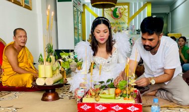 [មានវីដេអូ] តារាចំរៀងស្រី មាស សុខសោភា បានបើកសម្ពោធន៍ហាងថ្មីព្រមគ្នាជាមួយថ្ងៃខួបកំណើត